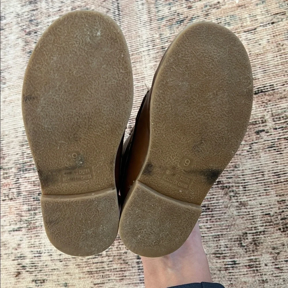 Old Navy charming tan